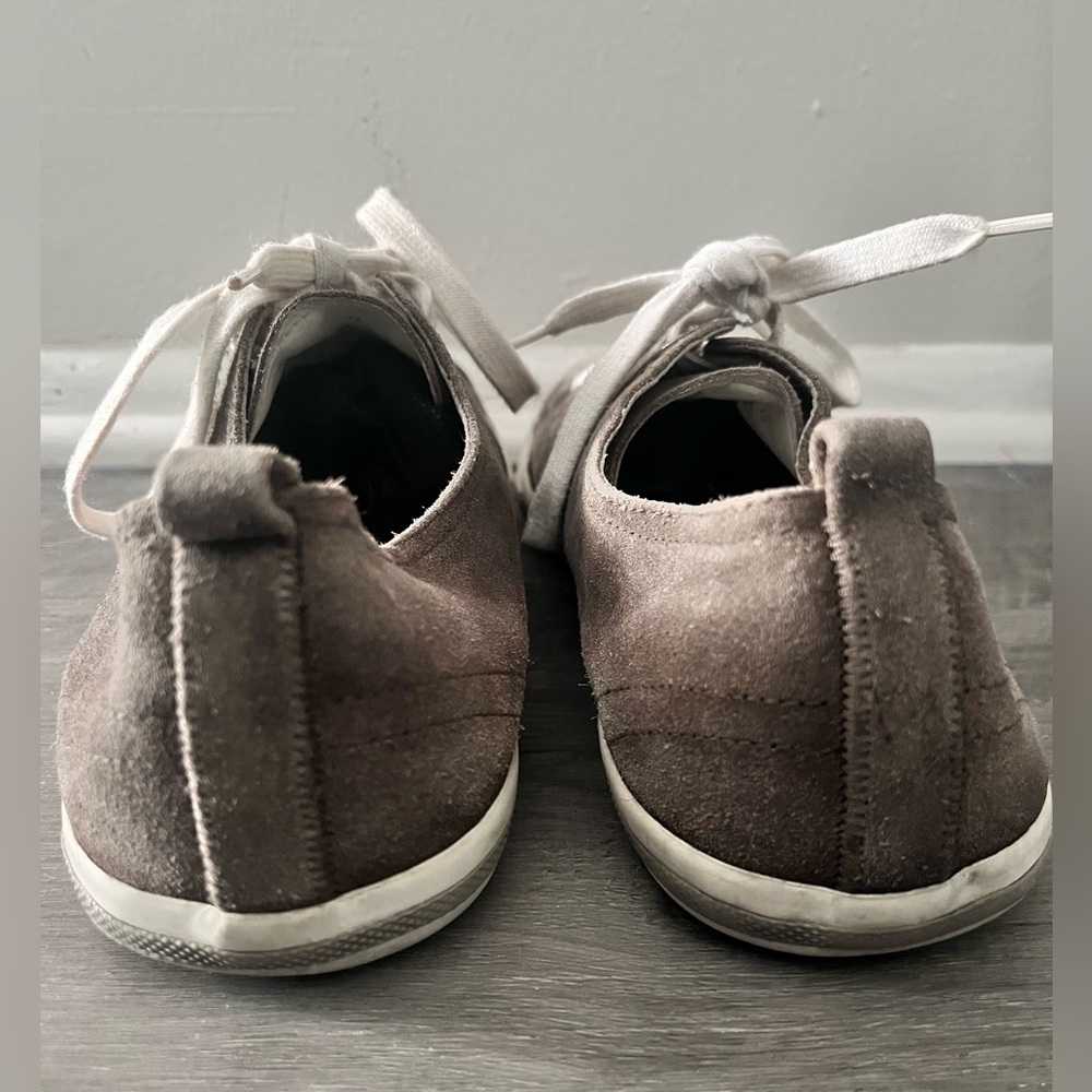 Prada Men's Gray Low Top Sneakers - Picture 6 of 7